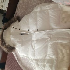 Old Navy White puffer vest